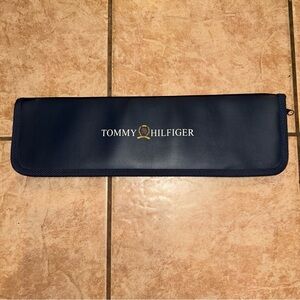 Tommy Hilfiger zippered tie case